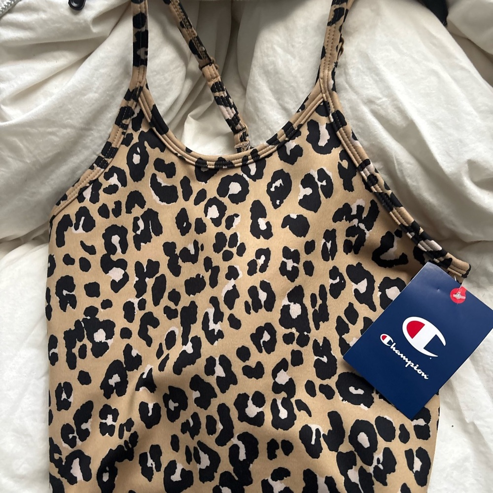 Champion Leopard Top